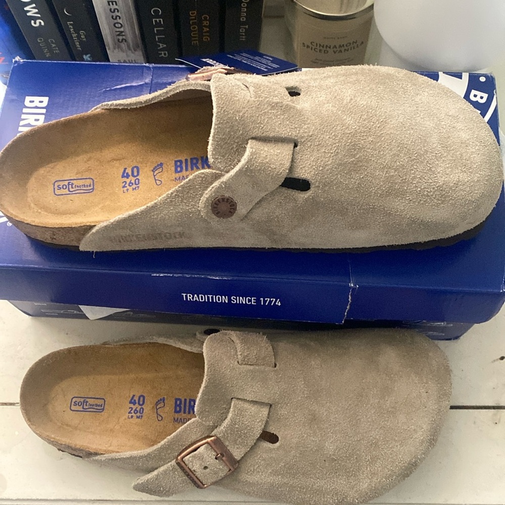 Size 9 woman’s | size 7.5 men’s | new